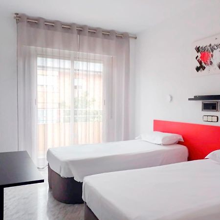 Hostal Lady Ana Maria Collado Villalba Exterior foto