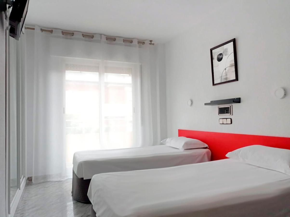 Hostal Lady Ana Maria Collado Villalba Exterior foto